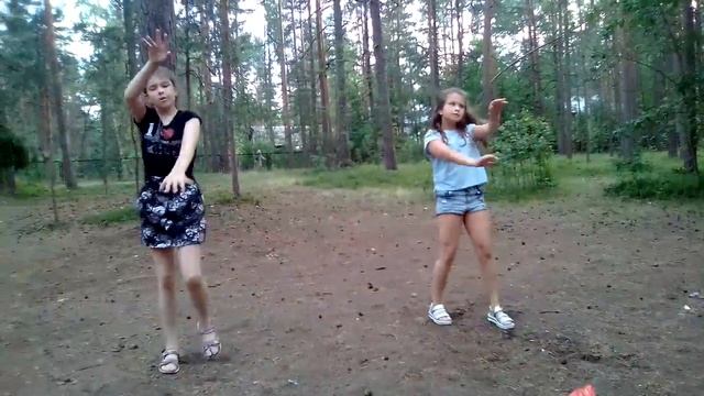 Танцы в лагере!!!! смотреть онлайн