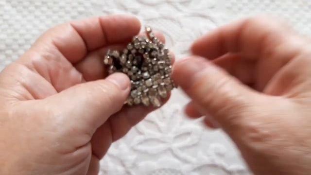 28. ? Распаковка посылки из Чешской Р. с винтажной бижутерией.?