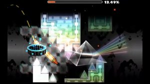 Прохождение уровня What is it в Geometry Dash