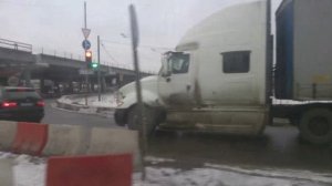 Москва, автобус 284, участок улица Дыбенко, 28 - 81-я городская больница
