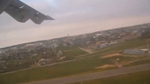 ✈ Plane takes off at Vilnius Airport (VNO)