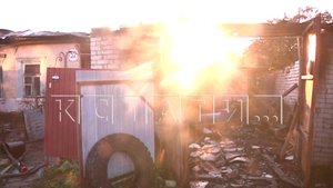 Хозяин дома так работал с болгаркой, что сжег весь свой дом