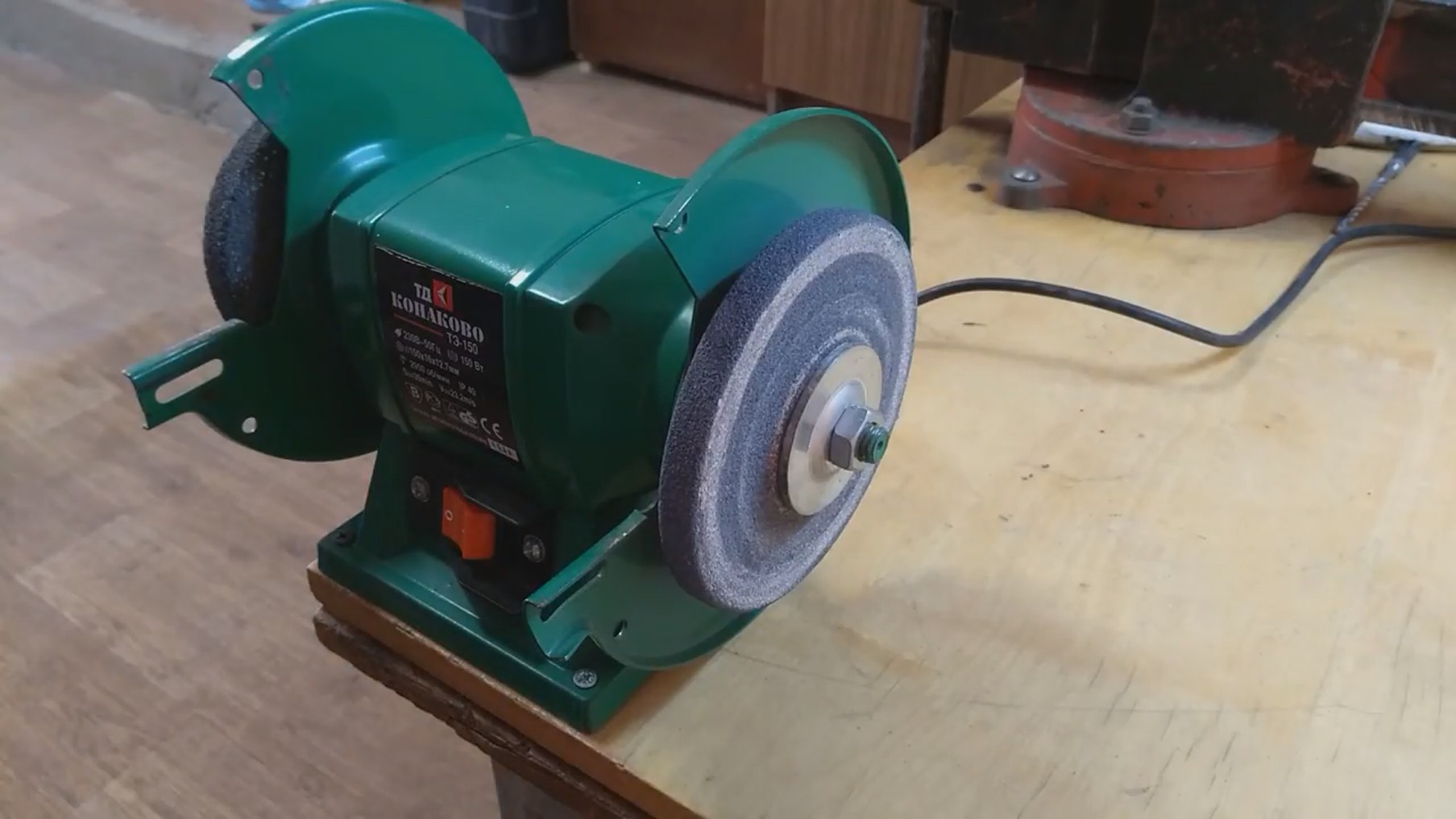 точилка ножей sy -010. заточка ножей. наждак для заточки ножей. точилка для ножей своими руками из хлама. точилка для ножей пеликан.