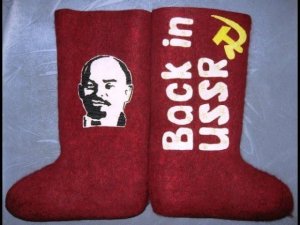 Администрация Сургута закупает валенки по 6 тыс. рублей за пару