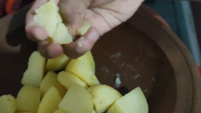 Authentic Sri Lankan String Hoppers with Potato Curry & Coconut Sambo Recipe смотреть онлайн