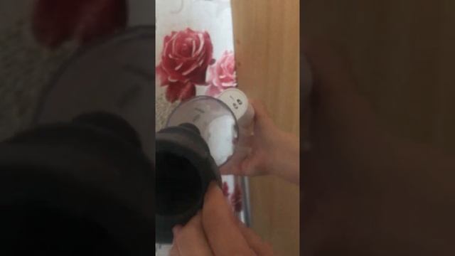 Как разобрать пылесборник на вертикальном беспроводном пылесосе Supra VCS-5095 смотреть онлайн