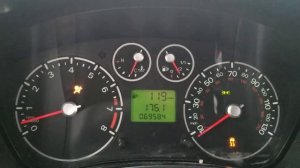 Ford Transit Connect (2010) randomly flashing dashboard lights