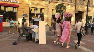 По Санкт-Петербургу пешком. Лахта-центр. Чижик-Пыжик и Кот Елисей