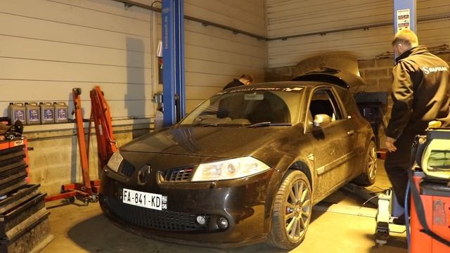 Vlog#60 LA MEGANE RS TIEN ENFIN LA ROUTE смотреть онлайн