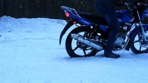 YAMAHA YBR 125 СОТКУ ВАЛИТ