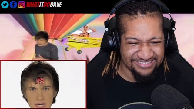 Reaction to Bo Burnham - Words, Words, Words смотреть онлайн