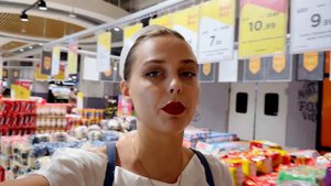 ОБЗОР СУПЕРМАРКЕТА В ДУБАЕ. Сколько стоит обычная еда? Творог - деликатес!
