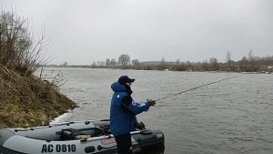 Тест спиннинга / Что будет если перегрузить спиннинг на 10 грамм?