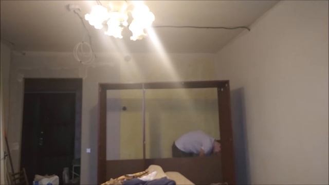Разборка распашного шкафа.