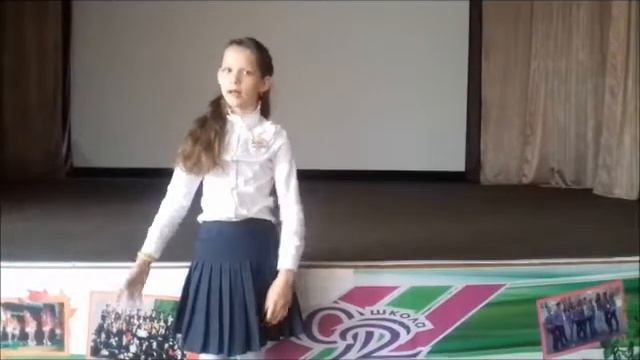 Страна читающая - Кристина Генлих читает стихотворение "Здравствуй, лето" (Лебедева Галина)