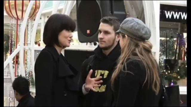 happy christmas im robert smith from the cure смотреть онлайн