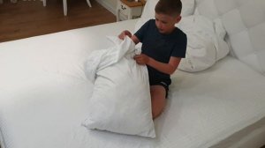 Как надеть наволочку на подушку, лайфхак