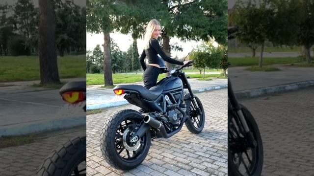 Lady Rider's Roar with Scrambler Ducati beast Just hear the sound ? | Bikers World | смотреть онлайн