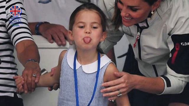 Catherine & Mom Stole Spotlight In Dazzling Outfits As Fans Wow At Their Style! смотреть онлайн