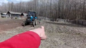 МТЗ 82.1 В Действии. нарезка рядов окучниками .