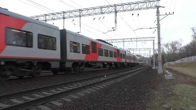 Электропоезд ЭС1-022/034 "Ласточка" (ТЧ-96) скоростнойй поезд № 727Г, Нижний Новгород - Москва. смотреть онлайн