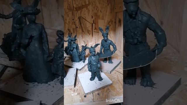 Скульптурные эскизы зайцев