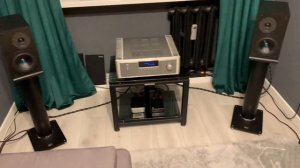 NAD Masters M3 & ProAc Response D1 ( Snowy White - The Time Has Come)
