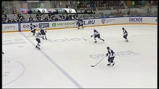 Руденков атакует зазевавшегося Зарипова / Rudenkov wake up call for Zaripov смотреть онлайн