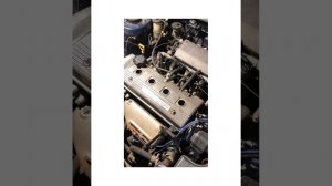 Тоёта карина нет компрессии 2 цилиндре , троит, колбасит мотор