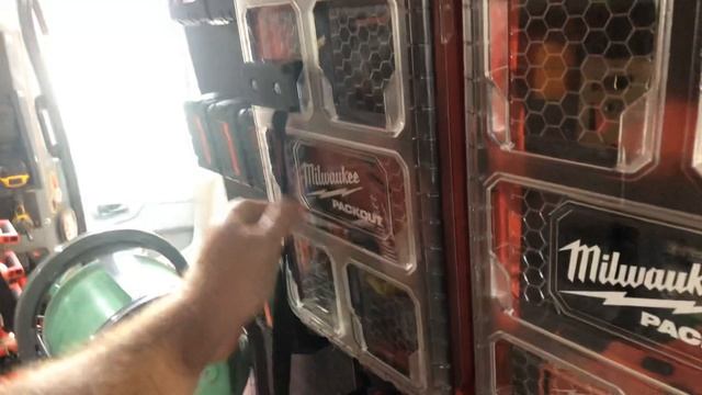 HVAC VAN SET UP WITH MILWAUKEE PACKOUT смотреть онлайн
