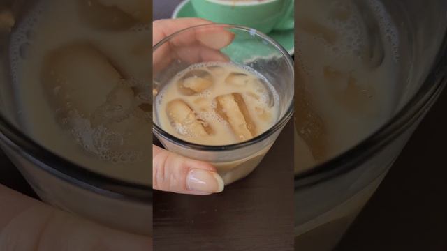 Необычные вкусняшки в кафе. Индийские сладости. Чай с имбирём, молоком и льдом. Лимонная тортолетка смотреть онлайн