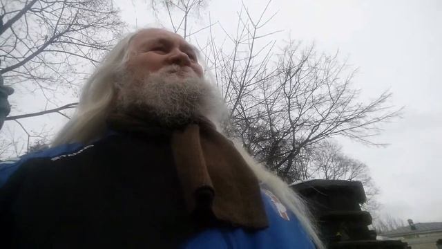 Памяти Владимиру Высоцкому у могилы ваганьковского кладбища 25 января 2021 год смотреть онлайн