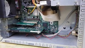 HP PC COMPAQ d230 mt ATX TOWER PENTIUM 4