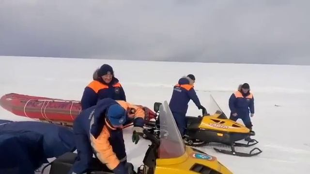 Патрулирование на льду в заливе Мордвинова смотреть онлайн