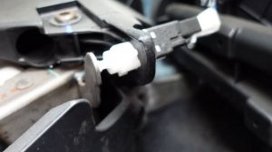 Changing a Brake Pedal Switch on a Fiat 500 or Abarth. Lounge, Pop or Abarth they are all the same.