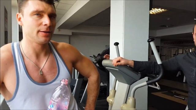 Тренировка грудных мышц в Animal Gym смотреть онлайн