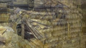 КИТАЙСКИЙ ШАХТЕР 17 ЛЕТ ЖИЛ ПОД ЗЕМЛЕЙ