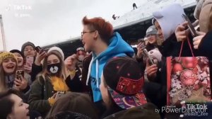 Видео Яна из тик тока