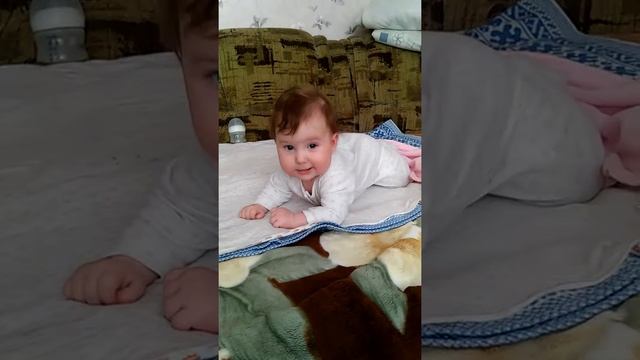 Наша Ляля уже качается на ручках смотреть онлайн