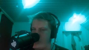 INDICATOR ??| I'M AN ALIEN