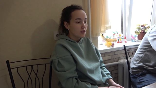 Что с квартирами для старших девчонок. Подарок от детей. 4.03.22