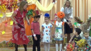 Конкурс осенних шляп в детском саду