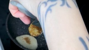 Рецепт банановых оладушков без муки и сахара