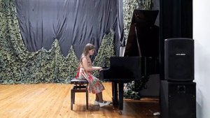 Паутова Надежда фортепиано 8 11 Э Григ Танец Эльфов из Лирических пьес И С Бах Маленькая прелюдия ф