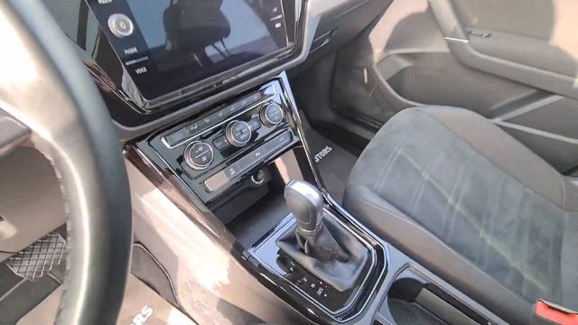 Уникальный VW Touran R-Line 2.0 TDI DSG смотреть онлайн