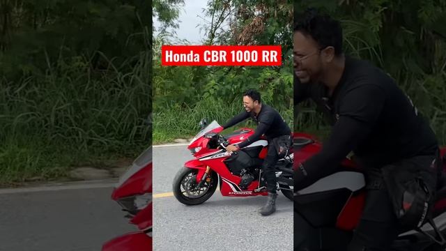 Honda CBR 1000 RR #hondacbr1000rr #fireblade смотреть онлайн