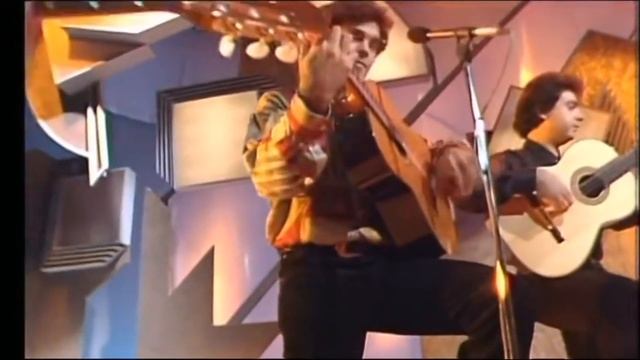 Gipsy Kings - Volare (Russian Subtitles) смотреть онлайн