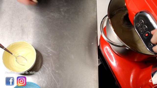 Layer Cake Kinder chocolat blanc смотреть онлайн