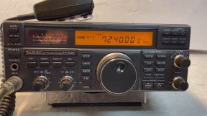 YAESU FT-840 RECEIVER