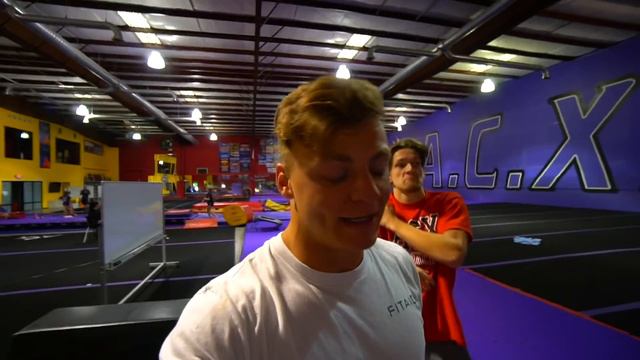 GAME OF COPYCAT WITH FLIPS! *SUPER CRAZY* смотреть онлайн